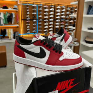 Nike Air Jordan 1 Low Retro Chicago