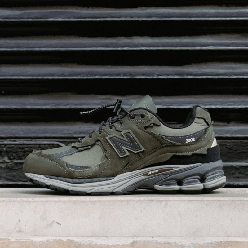 NB 2002R Olive Brown -7A First Copy