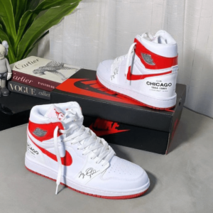 Air Jordan 1 Chicago - First Copy